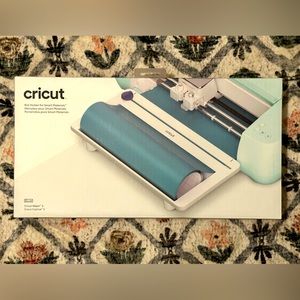 Brand new Vinyl roll holder Cricut